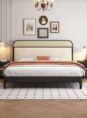 新款法式古双人床68081.复8米美式奶油色木床主卧室藤编实实木大