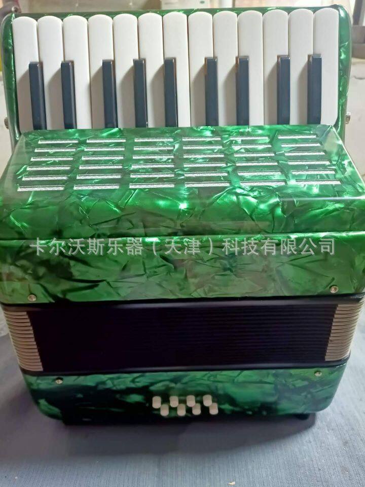卡尔沃斯手风琴8贝斯手风琴22键