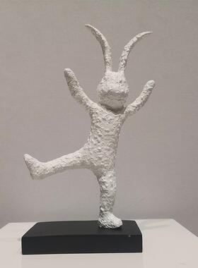 现代简约QEE艺术卡通兔居装电饰品样板房视软柜玄关家工艺品轻奢