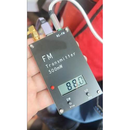 发无线电发射器72000米FM射机数字显示500mW立体声4166-108M