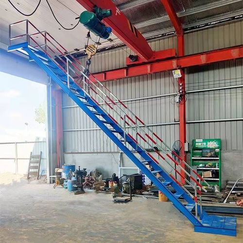 工地施工基坑爬梯双侧带扶手45度上下安全斜钢爬梯临时通道梯笼