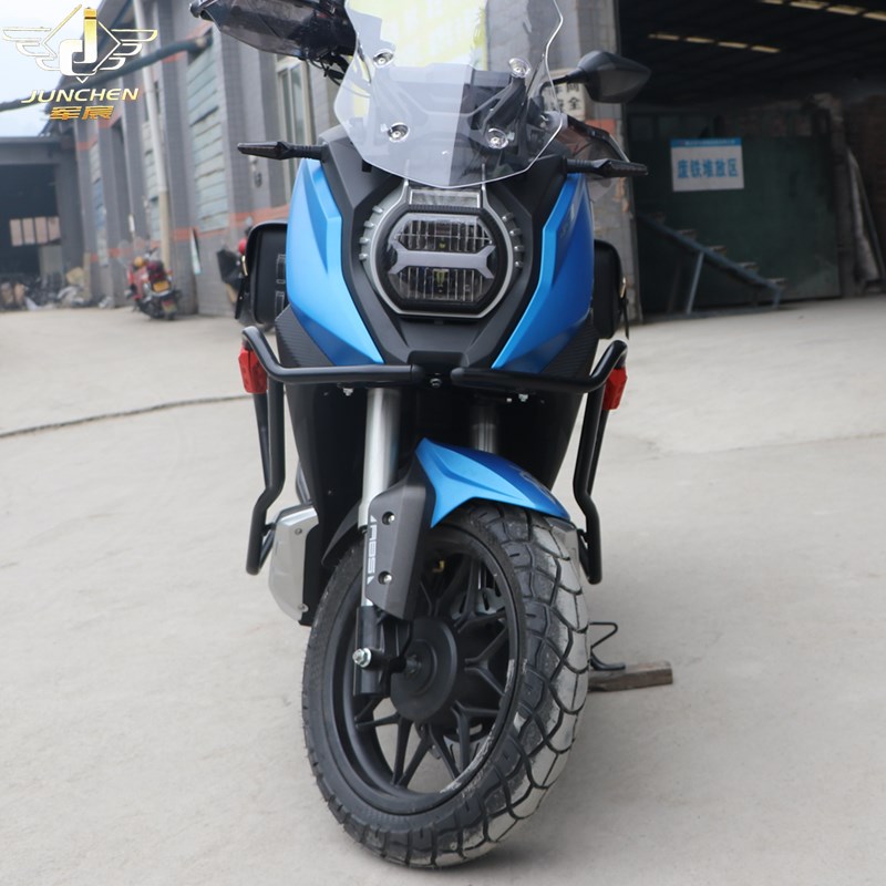 适用于力帆KPV1 DV踏板车保险杠护杠杠保护杠侧保险杠黑银