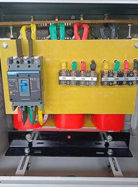 三相干式带变压器带4P断路保护开关SVG-SG-150KV00KVA输入380输出