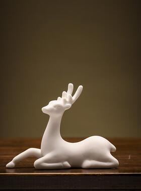 陶瓷可爱动物小鹿手工艺品茶盘摆件客厅茶盆景宠书房装饰玄关家居