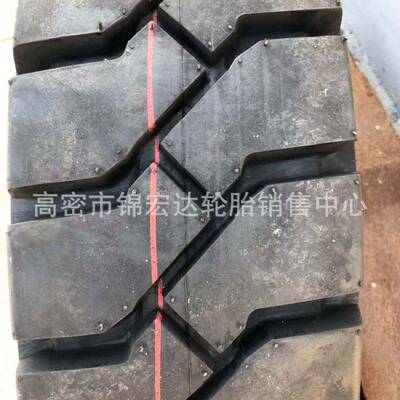 鲁飞叉车充气轮胎9.00-16工程机械轮胎900-16大块花轮胎耐刺扎