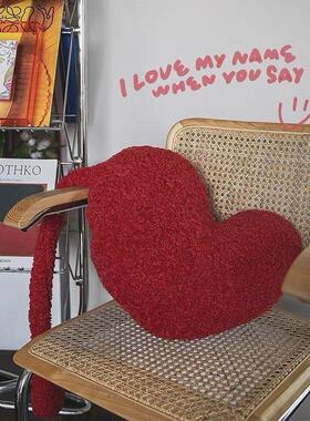 ins高NSC级感红色意可爱心型沙居发抱枕客靠垫厅家结婚婚创房布置