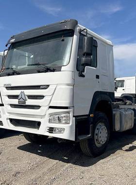 后八豪沃牵引车头出售双驱货运卡车头08马力拖拉AHC机拖车轮头