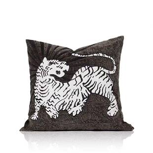 QVZ枕板房厅抱枕轻奢沙发靠垫方样样板间酒店抽客象老虎刺绣抱枕