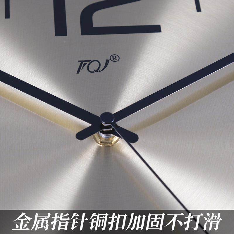 BIF实波木音挂家钟现代客厅用时静尚卧室时钟挂墙简约电石英钟表