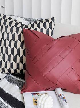 现代轻简约奢红色系沙发抱枕组合板房样装搭配HQX靠枕靠软垫方枕