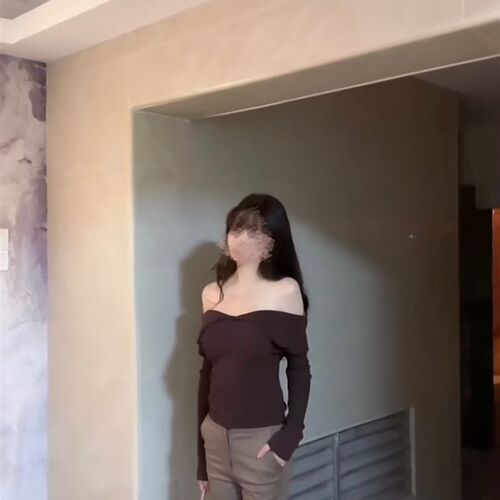 lovingu 秋冬一套你jue对没见过的优雅的牛奶黑巧色针织上衣裤子