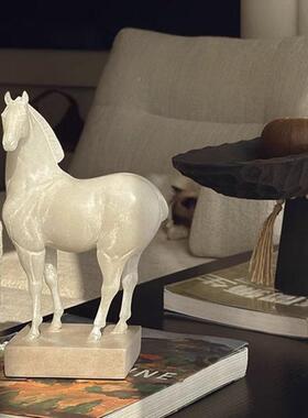 新中白式复古白马雕塑摆件家居饰品色客马厅店酒电视柜FQG装饰礼
