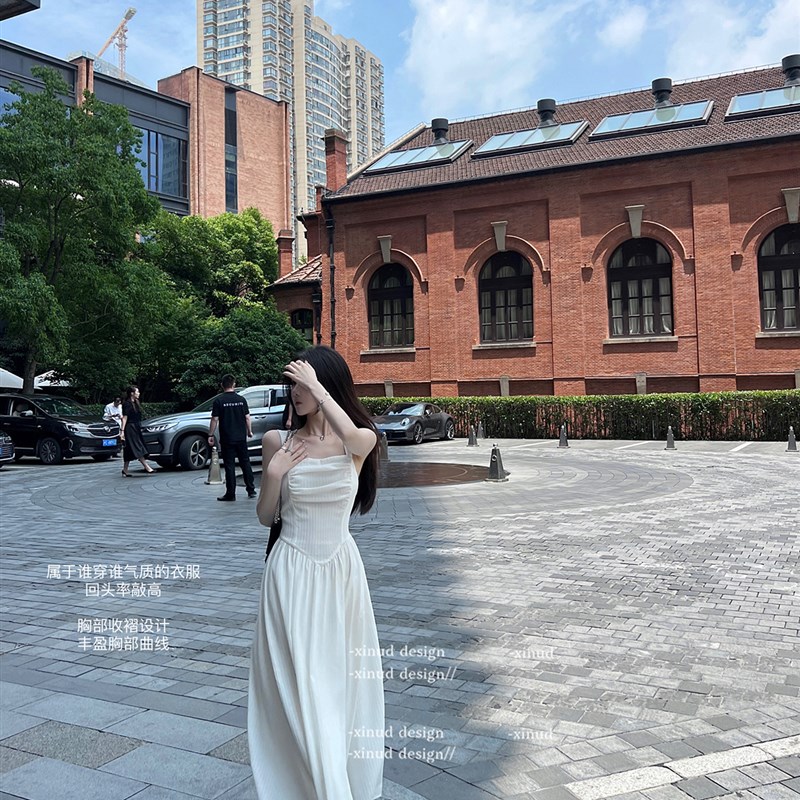 XINUD恋综白月光*修身显身材白色度假风连衣裙小众订婚气质生日裙