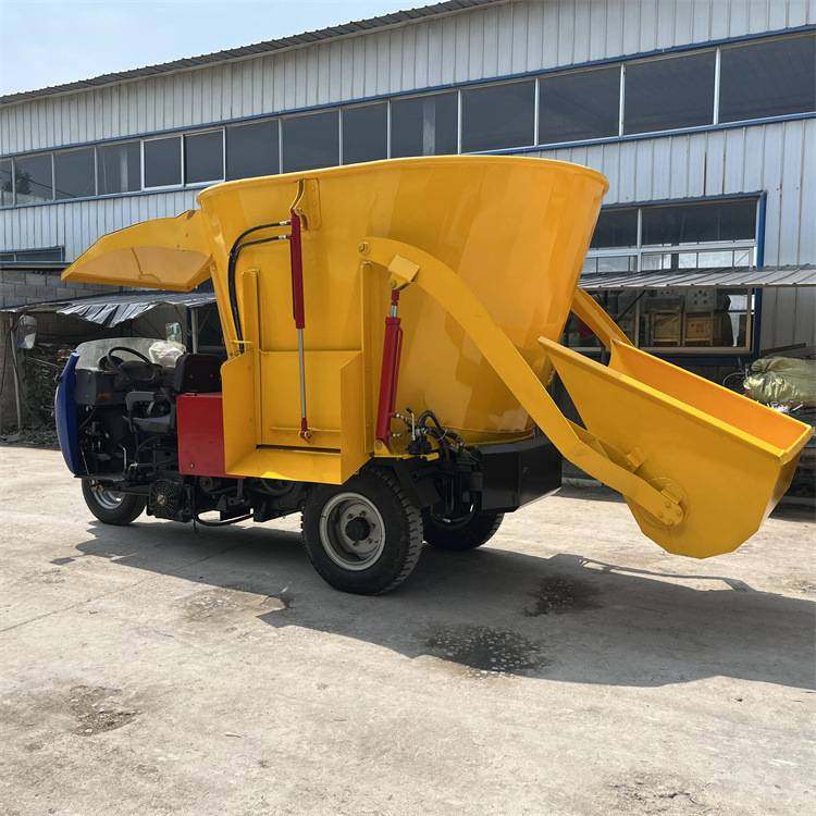 电动3立方牛场投料车玉米秸秆喂羊撒料车养殖场自动喂料车小型,玩具/童车/益智/积木/模型,垂直悬浮玩具,淘宝优惠券,粉丝福利购,淘宝优惠卷