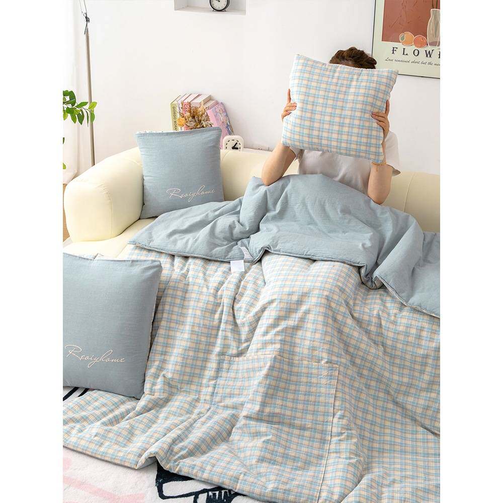 2026A类/抱枕被子两用二合一2026新款车用靠枕午睡毯子车马年