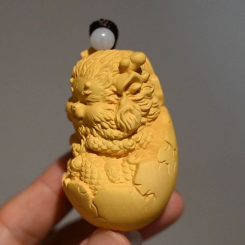 黄杨木龙蛋文玩手把件实木雕刻龙宝宝挂件创意吉祥物挂饰工艺品