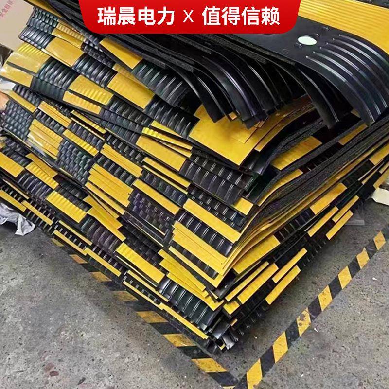 加厚电线杆防层道撞反光贴夹带太阳能爆520警示灯圆柱闪形路防撞