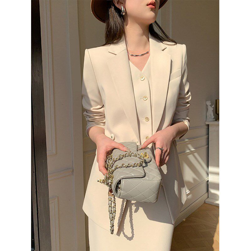 西装套裙女三件套2024春秋季新款气质时尚高级感面试职业套装西服