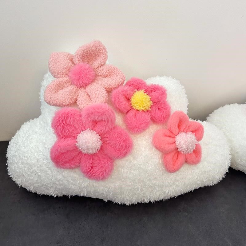 优趣优品 桃花运毛绒午睡抱枕毯子发财暴富玩偶女生两用生日礼物