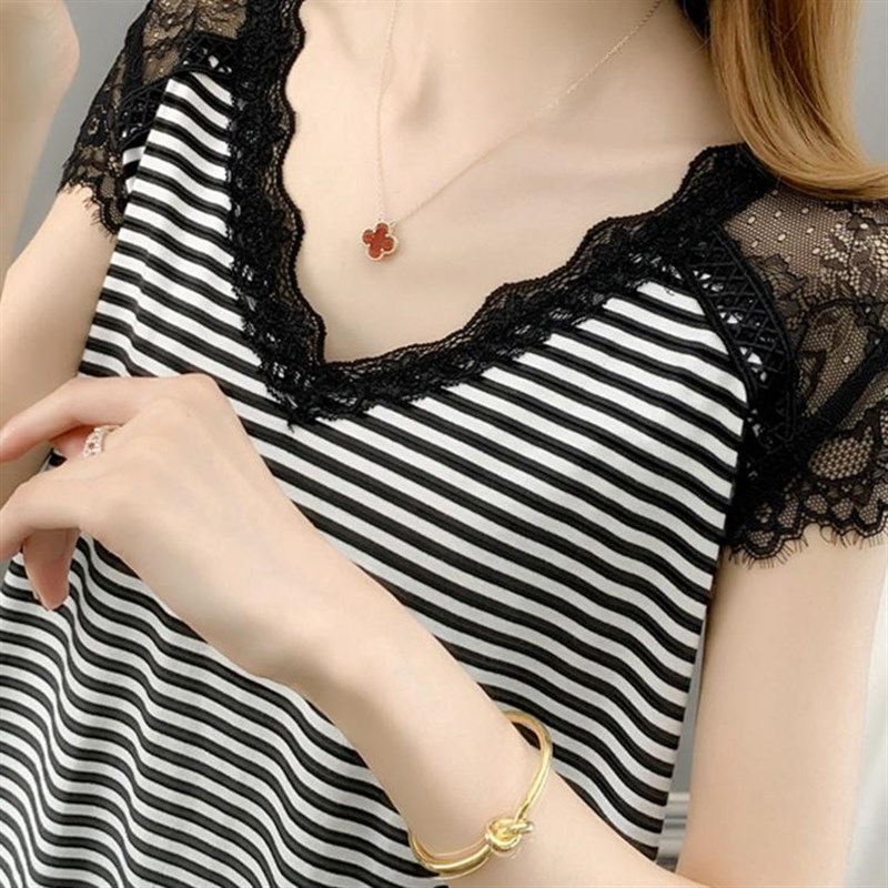 夏季宽松2-300斤大码蕾丝镂空美背吊带v领无袖t恤条纹背心上衣女