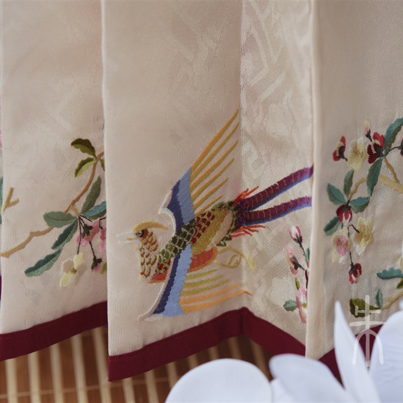 花开富贵系列之 海棠花鸟明制竖领长衫/马面