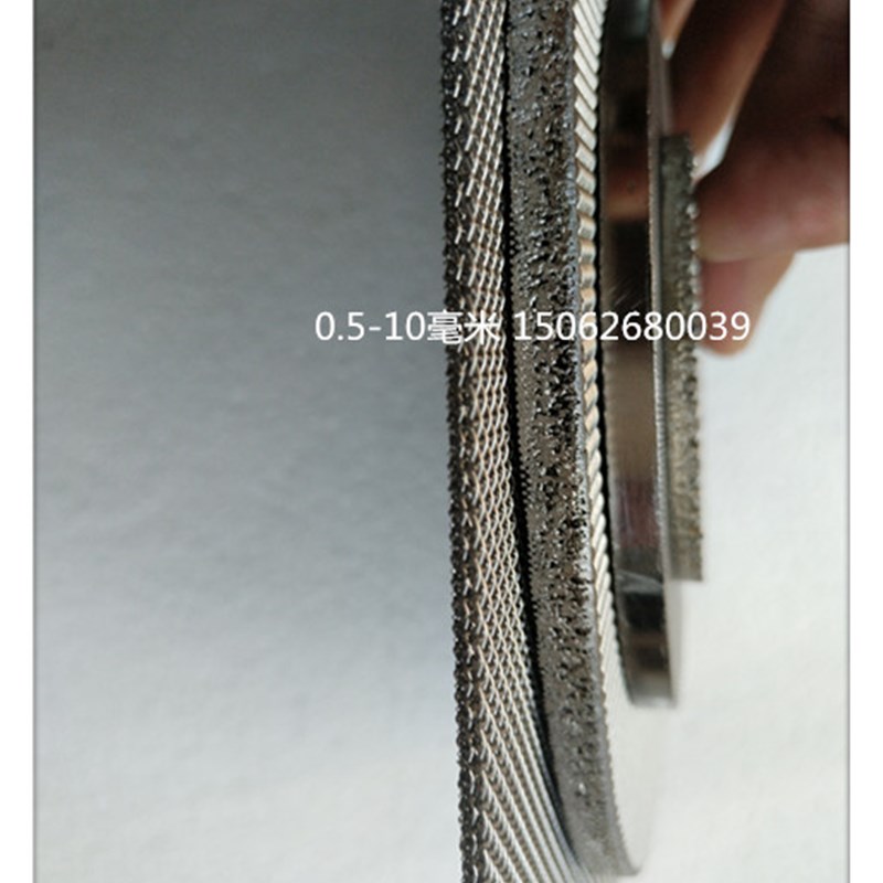 31不锈钢烧结网滤芯 除杂质水过滤芯 烧结网滤片 圆筒螺纹滤芯