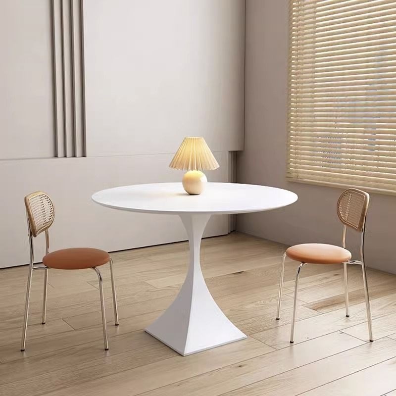 奶油风岩板餐桌圆形法式白色桌子圆桌洽谈桌德利丰家用小户型饭桌