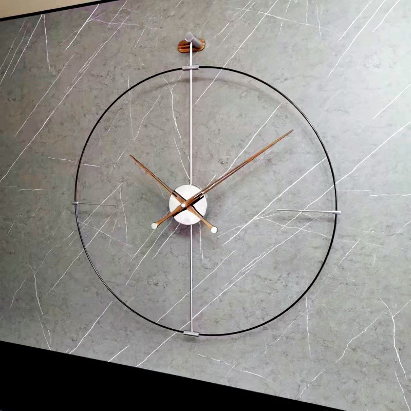 现代极简挂钟红色黑色大指针静音挂表简约样板间现代钟表客厅创意