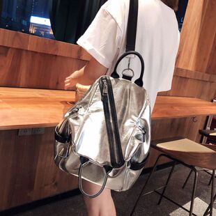 多功能双肩包女2021新款超火时尚百搭真皮背包大容量软皮三用包夏