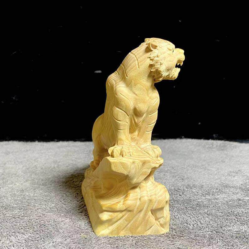 小叶黄杨中木雕无品牌/中式装饰摆生肖虎虎把生威老虎猛虎手件汽