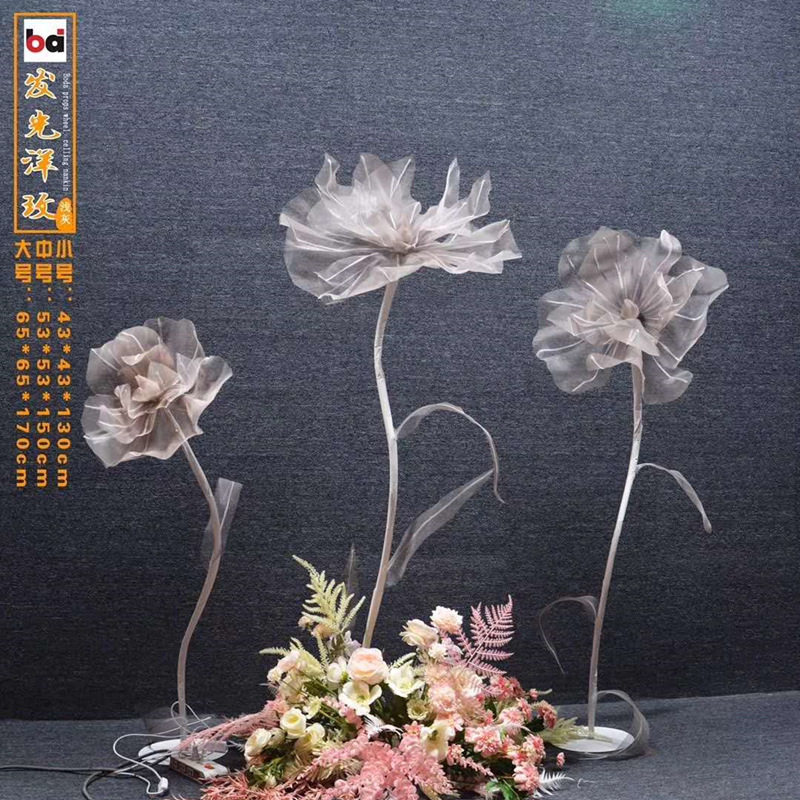 婚庆真丝丝网花发光路引橱窗