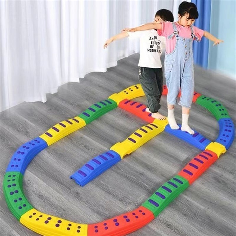 感统训练器材幼儿园触觉平衡板儿童家用平衡木脚踩独木桥室内