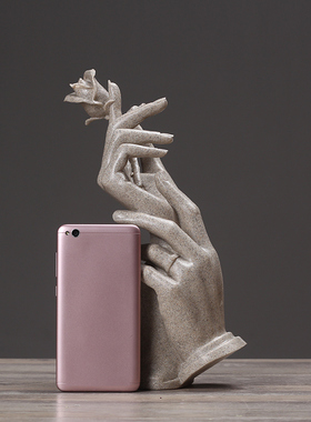 简约摆件 北欧手持玫瑰家居客厅卧室电视柜创意摆件结婚礼物礼品