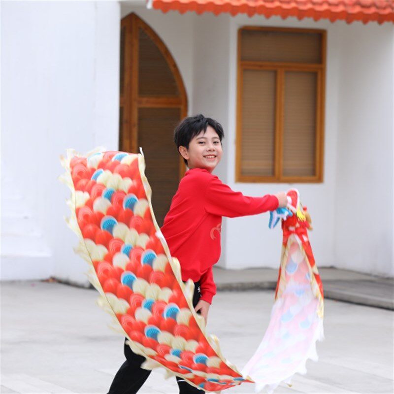 六一演出手舞龙儿童拍照写真道具舞蹈甩龙健身龙非遗文创国风玩具