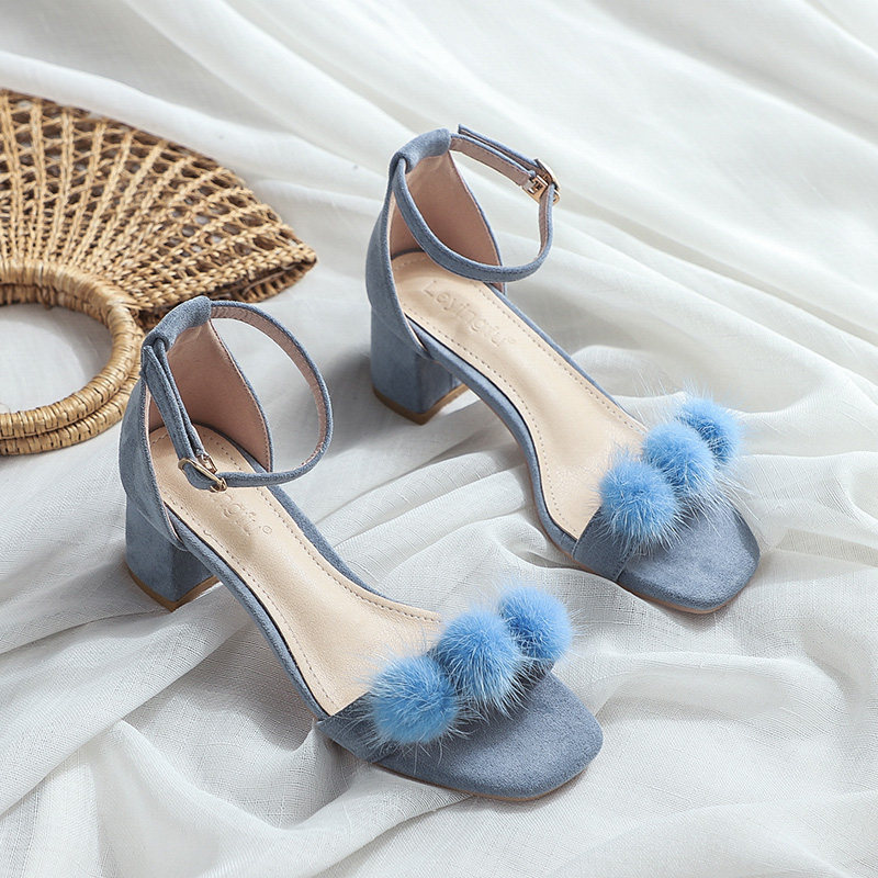 一字扣带凉鞋女夏2022新款百搭粗跟仙女风配裙的女士露趾毛球女鞋,女鞋,时装凉鞋,淘宝优惠券,粉丝福利购,淘宝优惠卷