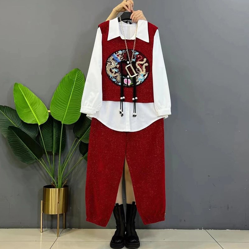 大码女装套装圆领国风马甲长袖打底衬衫长裤胖妹妹简约休闲三件套