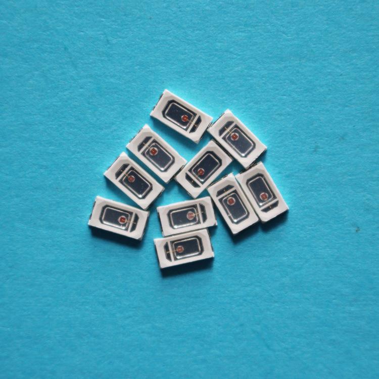 厂家销售高亮度中功率贴片570.红光LED灯珠0RWE5W金线铜支架