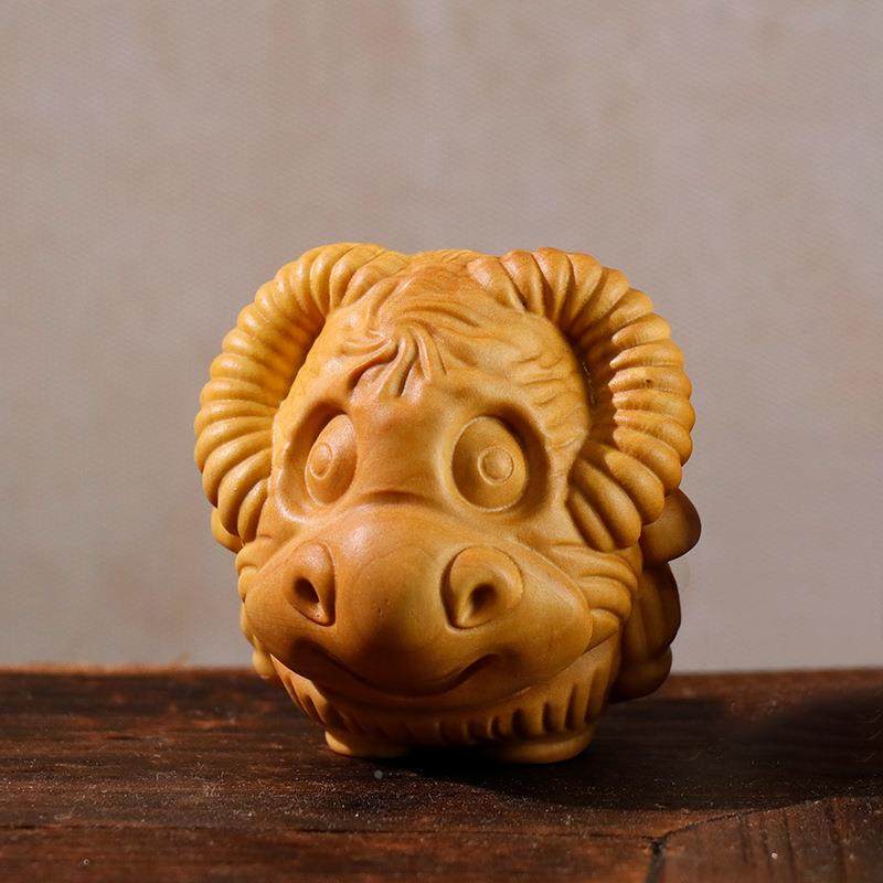 品黄杨木雕牛气天摆件冲动物手把件式木质把玩UBP工艺卡中通生肖