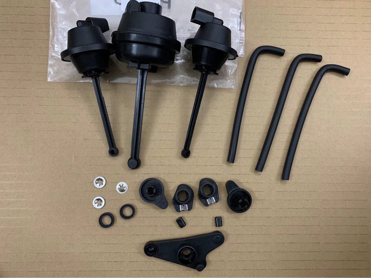 适用奔驰W221/M272 S300 S350W211E280进气歧管修理包2721402401