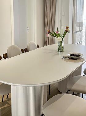88528奶油风椭圆岩板餐桌椅组合家用小户型木形餐桌简约实代现长