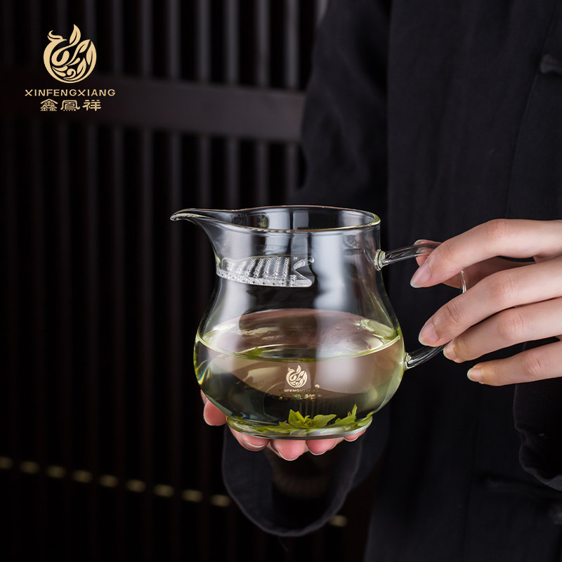 新款鑫凤祥月牙杯公道杯单个通用茶海加厚耐热玻璃分茶器绿茶茶具