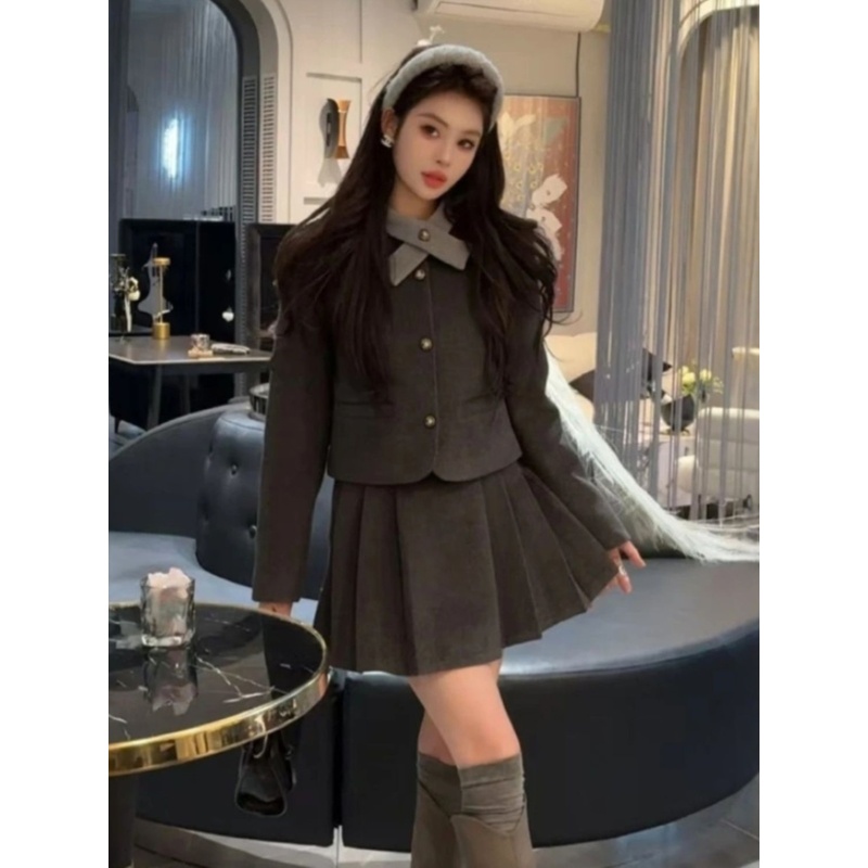 欧洲站小众设计感羽绒外套2025秋冬新款气质显瘦半身裙两件套女款