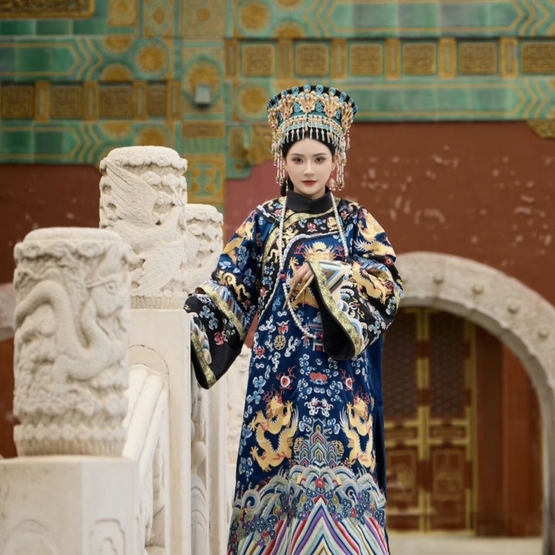 清朝吉服皇后服装故宫写真印花满族格格小品旗装皇帝旗服古装古风