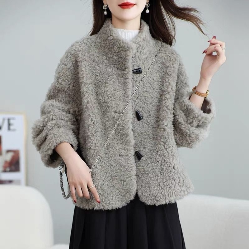 颗粒羊剪绒大衣女2025冬季新款韩版小个子羊羔毛皮毛一体皮草外套