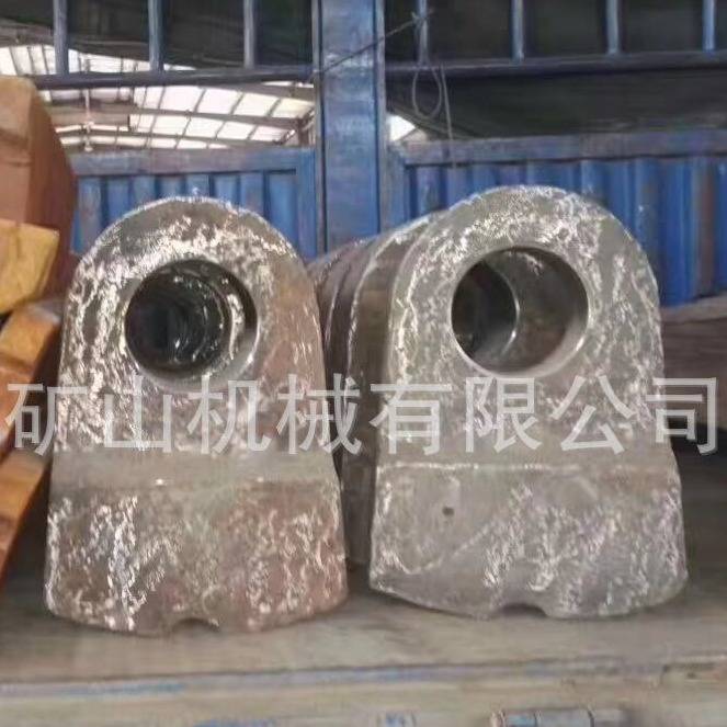 破碎机耐磨锤头合金铸造矿石开采高铬Mn13CrMo高锰钢打砂机锤头图片