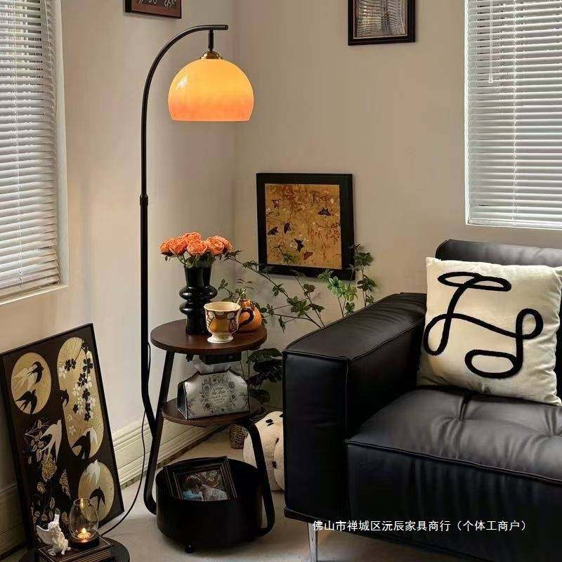 中古风柚子落地灯客厅沙发旁氛围感茶几美式复古卧室床头柜一体灯