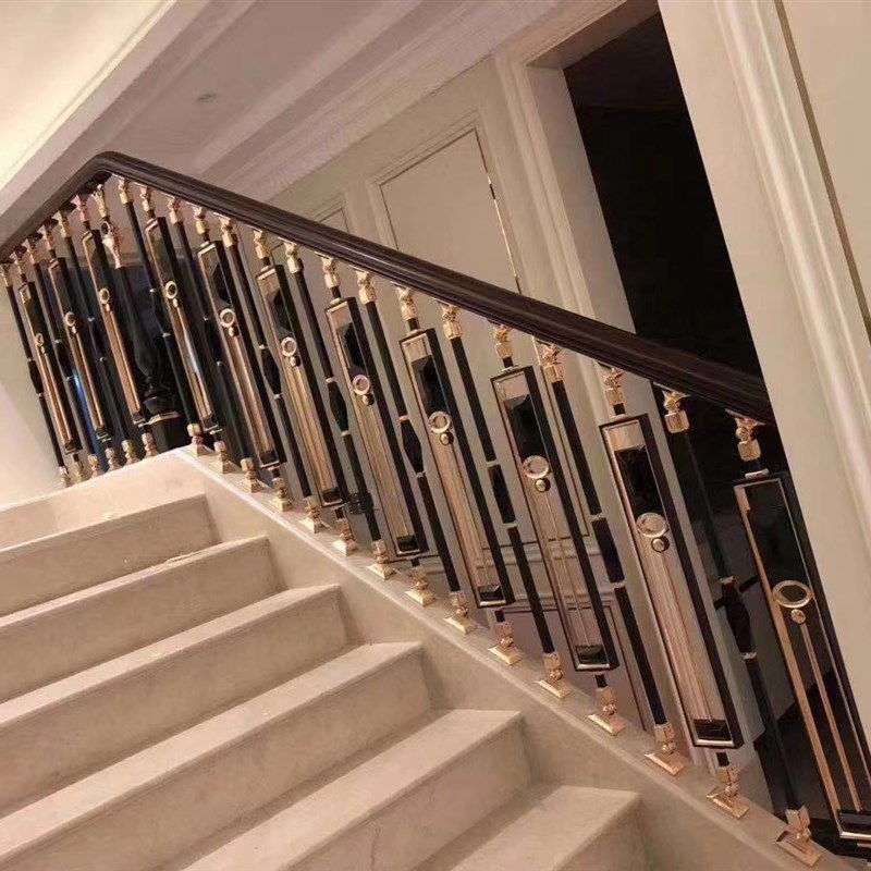 楼梯铝艺/铜艺电镀高端别墅现代简约楼梯护栏/实木扶手阁楼栏杆