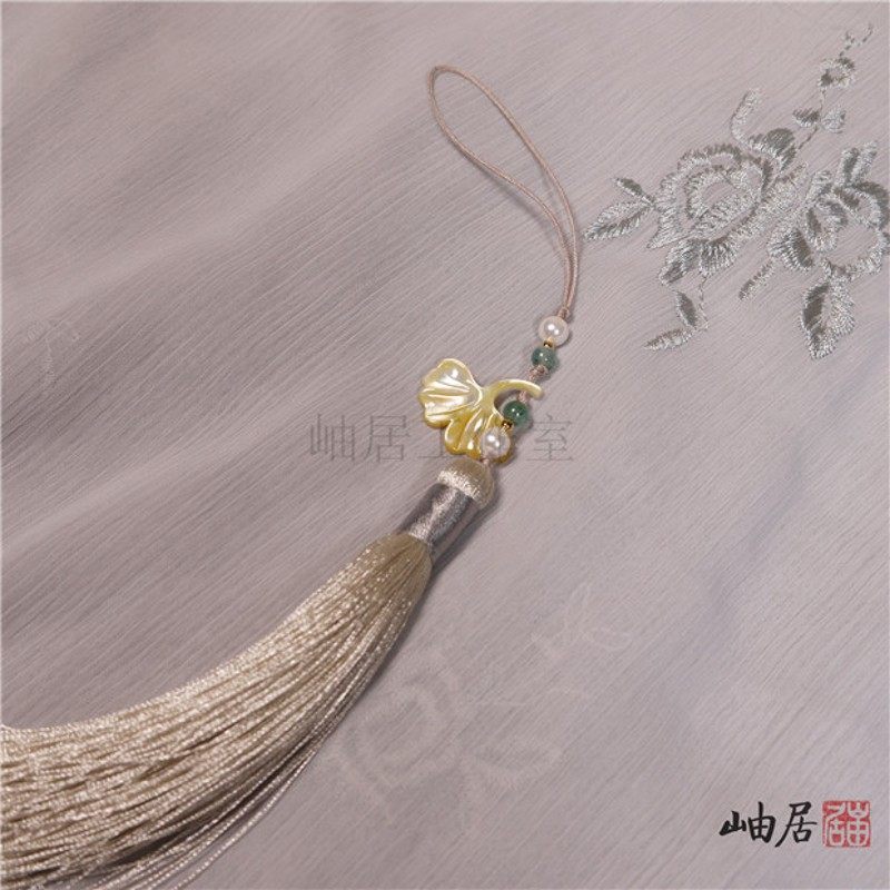 【银杏】蝶贝雕件古风米色流苏 汉服挂饰包挂压襟扇坠灯笼穗 15cm