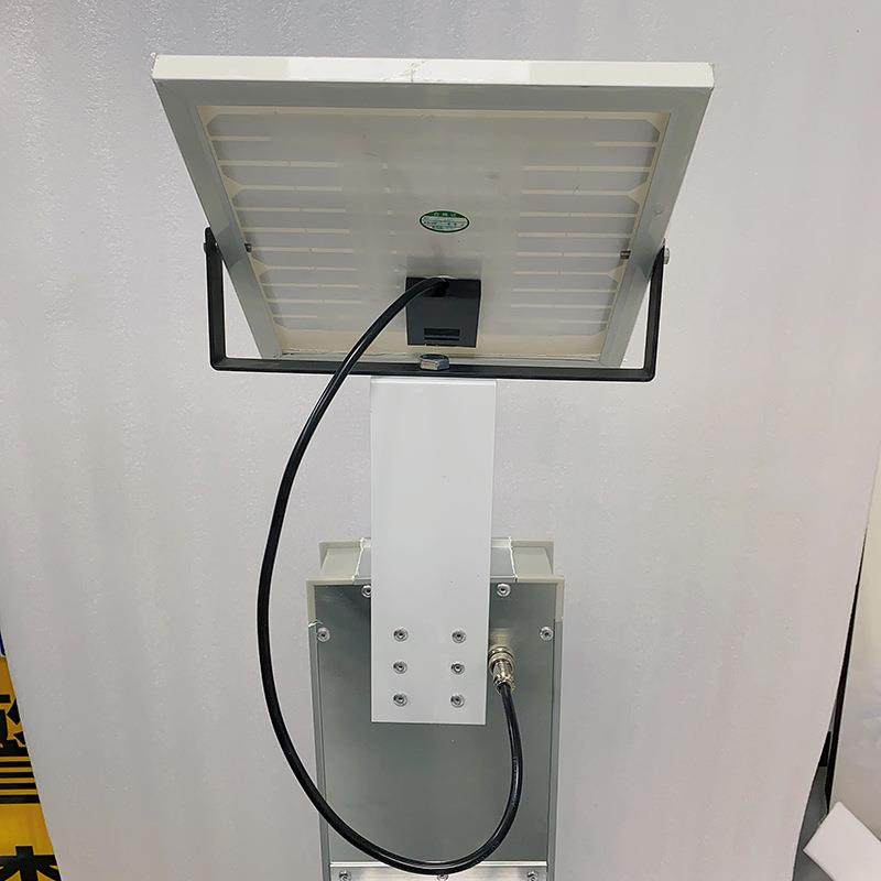 清远用竖条爆型太阳能警闪灯示学校路LED红蓝频闪灯专交通信HUG号