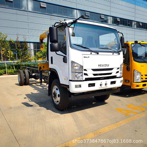随车吊ISUZU五十铃KV100欧五360°回转吊机代办全套清关